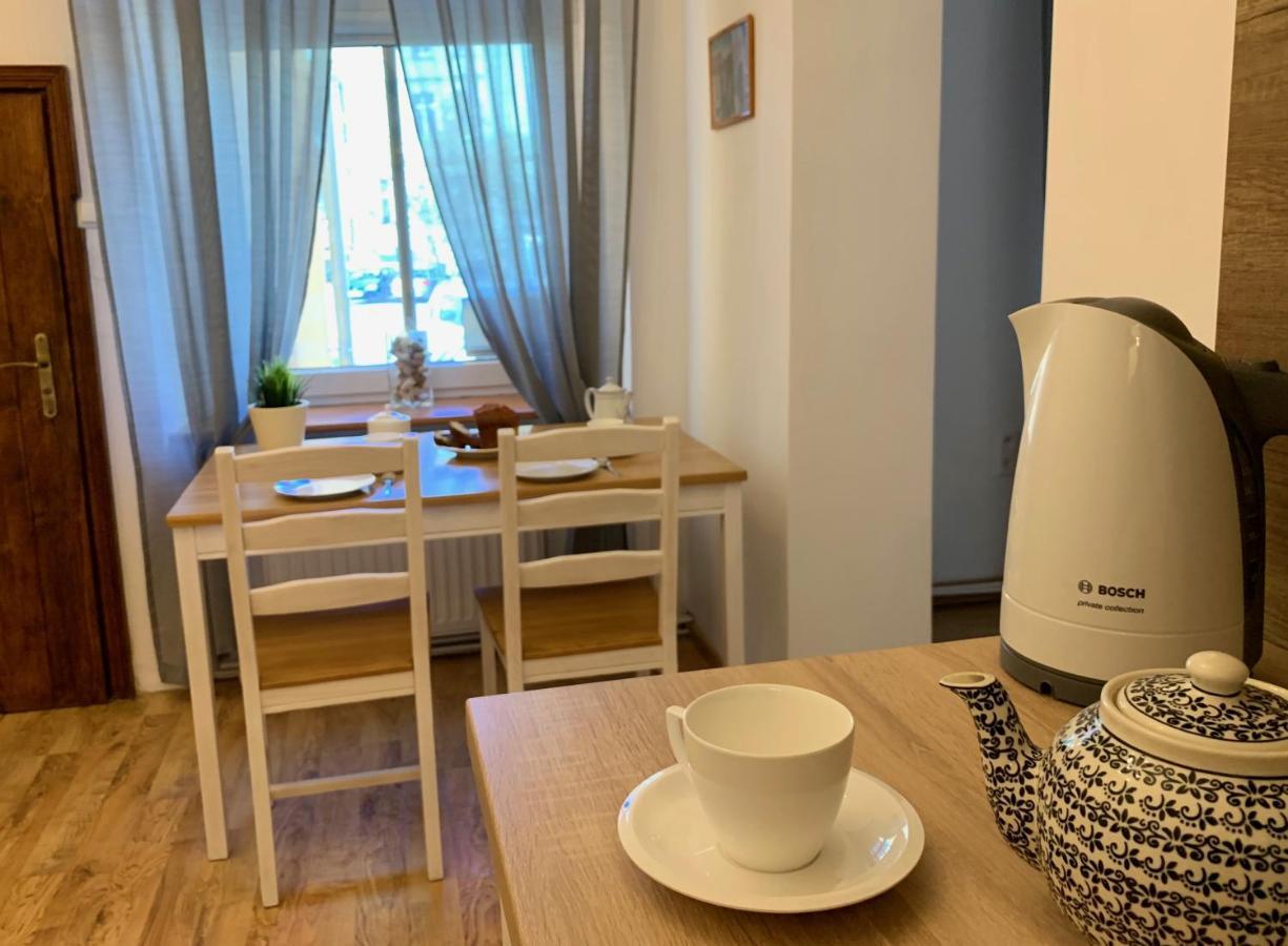 Marszalka 28 Apartment Jelenia Gora Luaran gambar